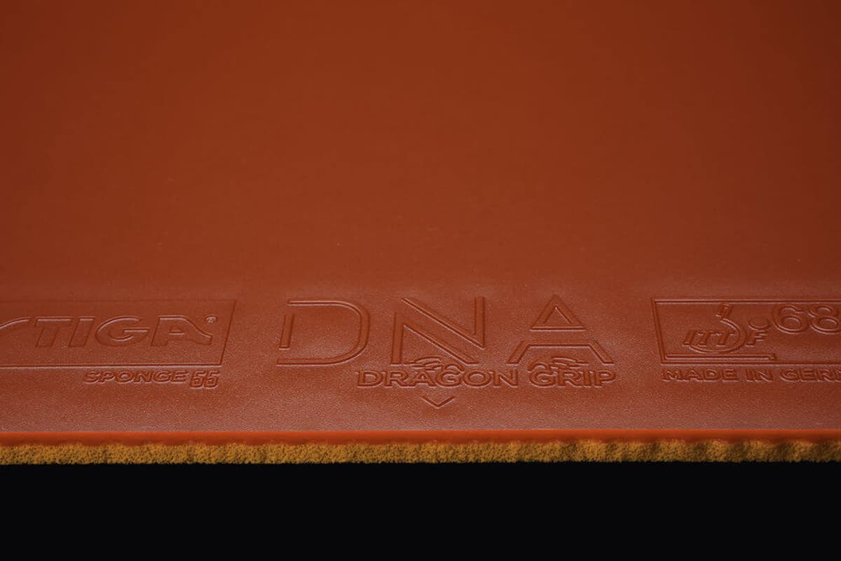 4379_1380c8a85e-dna-dragongrip-sponge-red-1-full